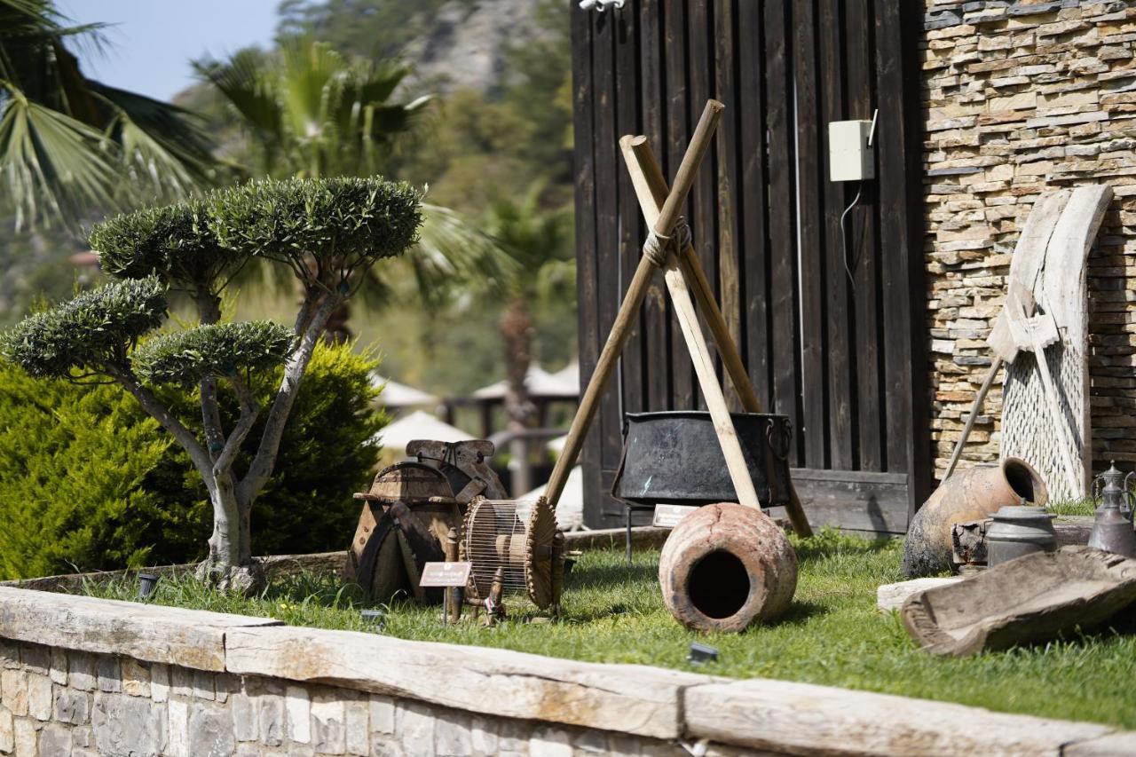 Manaspark Deluxe Hotel Oludeniz Exterior photo
